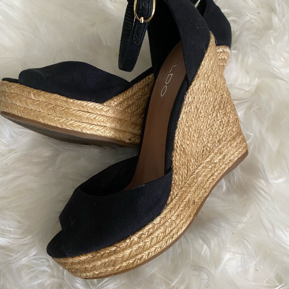 wedges - Picture 2 of 5